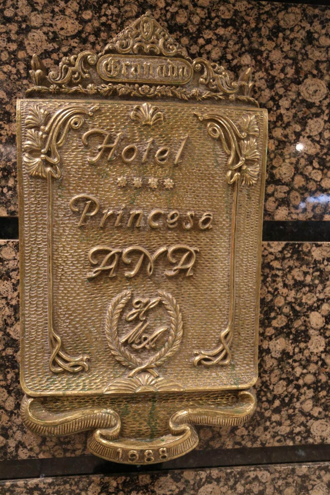 Princesa Ana Granada Ngoại thất bức ảnh
